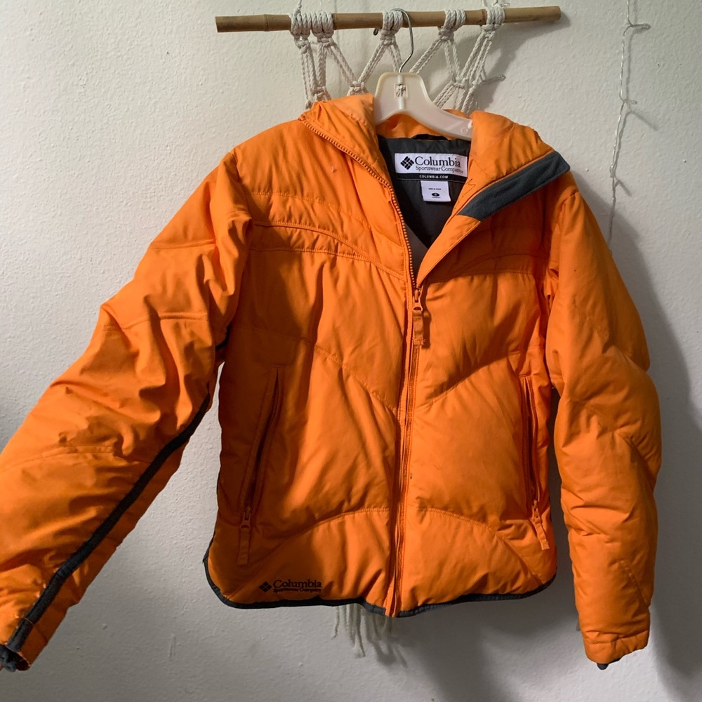Orange puffer Columbia